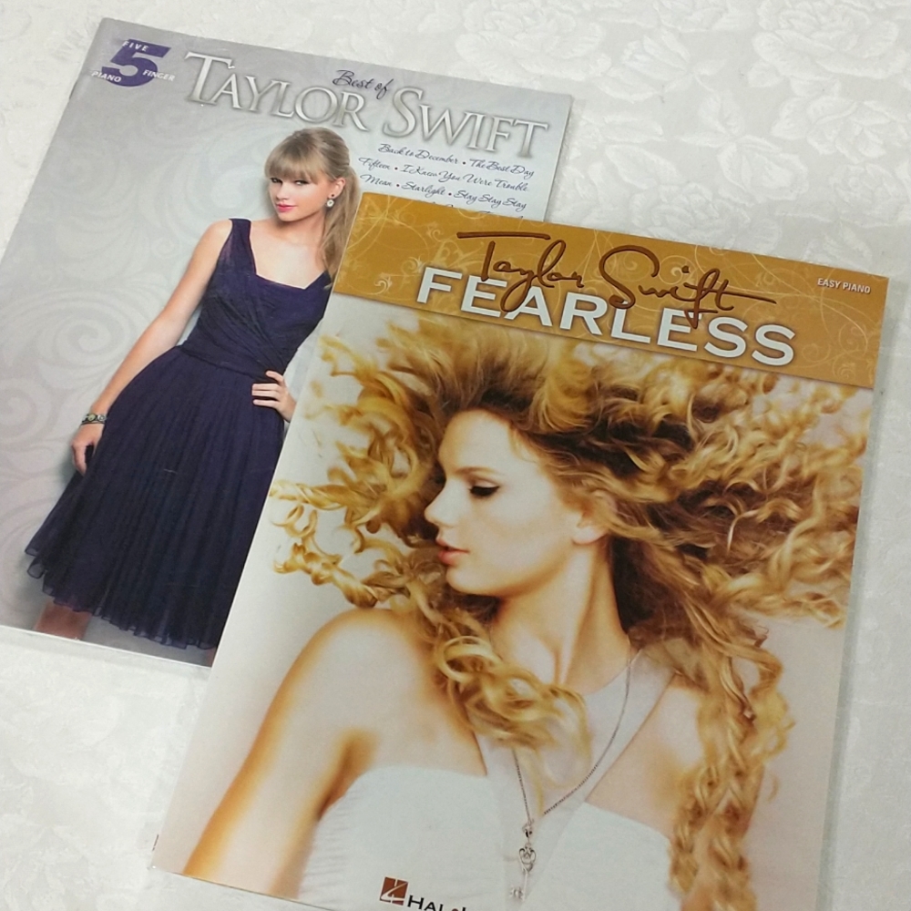Set of 2 Taylor Swift Piano Songbooks